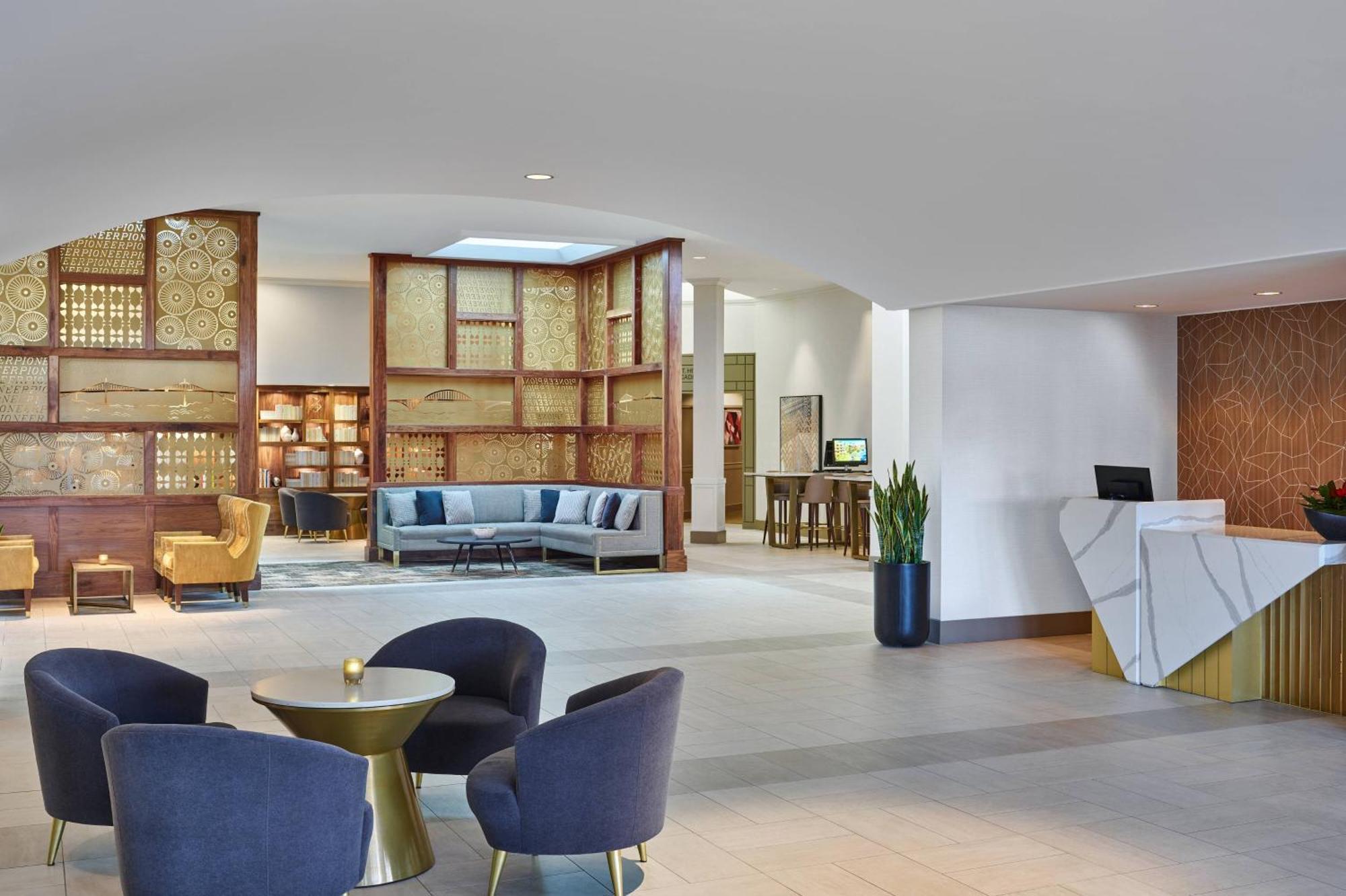 Sheraton Portland Airport Hotel Exterior foto